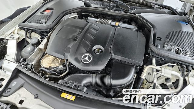 Mercedes-Benz E-Class E220d Avantgarde