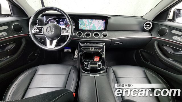 Mercedes-Benz E-Class E220d Avantgarde