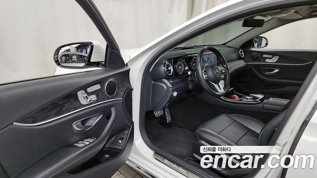 Mercedes-Benz E-Class E220d Avantgarde