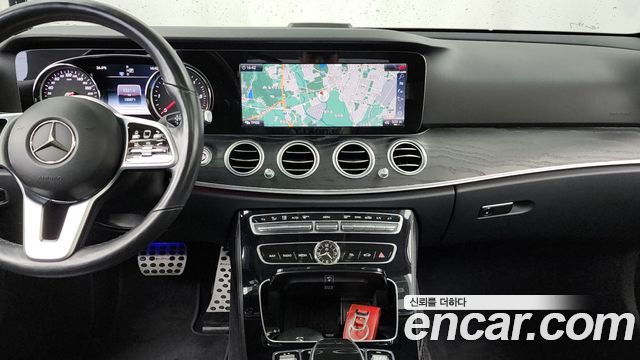 Mercedes-Benz E-Class E220d Avantgarde