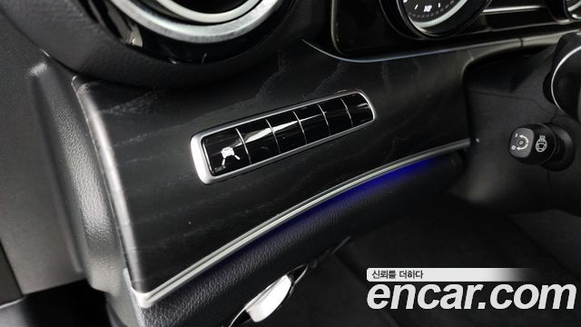 Mercedes-Benz E-Class E220d Avantgarde