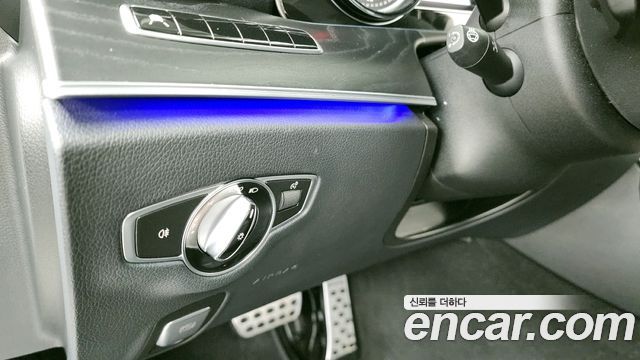 Mercedes-Benz E-Class E220d Avantgarde