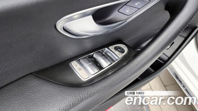 Mercedes-Benz E-Class E220d Avantgarde
