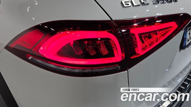 Mercedes-Benz GLE-Class GLE350e 4MATIC
