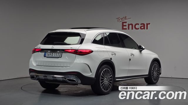 Mercedes-Benz GLC-Class GLC300 4MATIC AMG Line