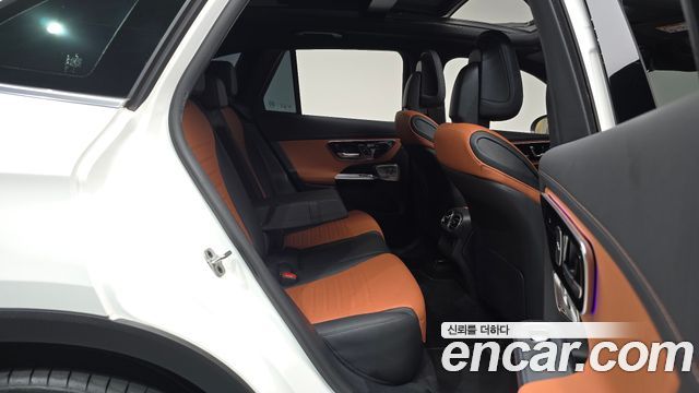 Mercedes-Benz GLC-Class GLC300 4MATIC AMG Line
