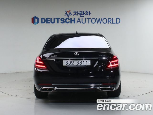 Mercedes-Benz S-Class Maybach S560 4MATIC