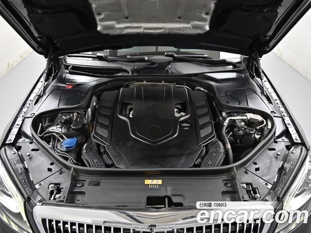 Mercedes-Benz S-Class Maybach S560 4MATIC
