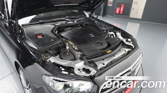 Mercedes-Benz E-Class E450 4MATIC Exclusive