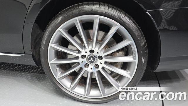 Mercedes-Benz E-Class E450 4MATIC Exclusive