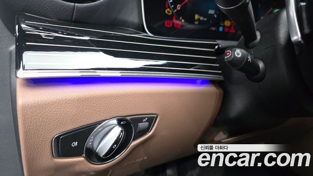 Mercedes-Benz E-Class E450 4MATIC Exclusive