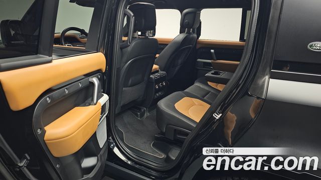 Land Rover Defender 130 P400 X-Dynamic HSE