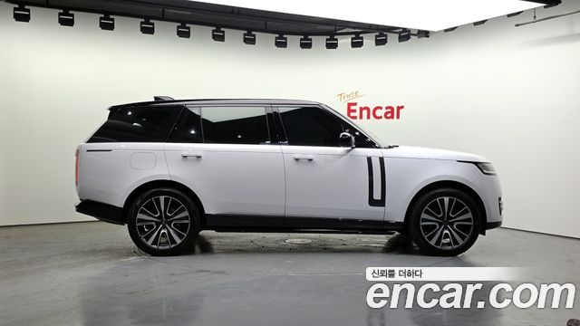 Land Rover Range Rover P530 Autobiography Long Wheel Base