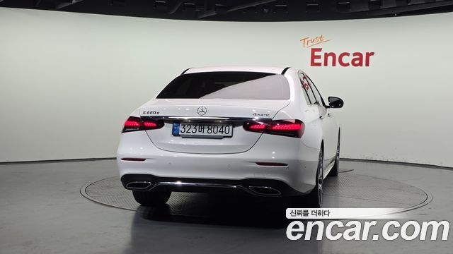 Mercedes-Benz E-Class E220d 4MATIC AMG Line
