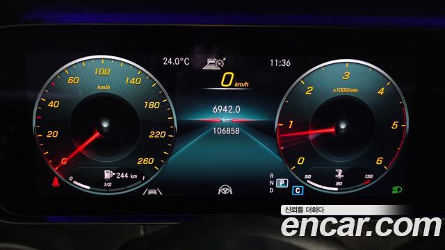 Mercedes-Benz E-Class E220d 4MATIC AMG Line