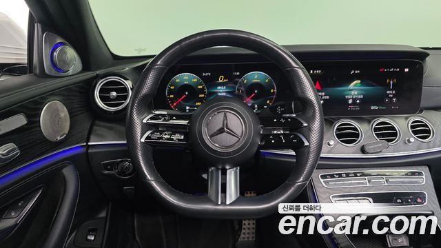 Mercedes-Benz E-Class E220d 4MATIC AMG Line