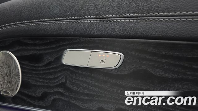 Mercedes-Benz E-Class E220d 4MATIC AMG Line