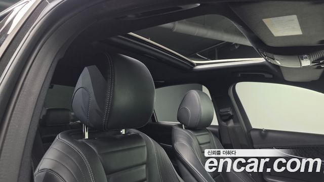 Mercedes-Benz E-Class E220d 4MATIC AMG Line