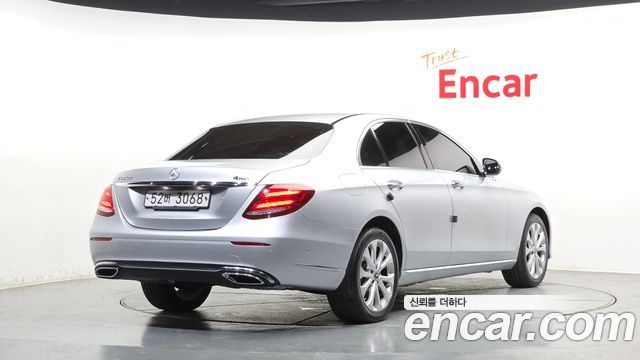 Mercedes-Benz E-Class E220d 4MATIC Exclusive