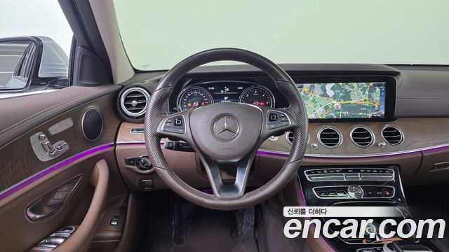 Mercedes-Benz E-Class E220d 4MATIC Exclusive