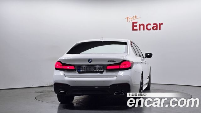 BMW 5-Series 530e M Sport