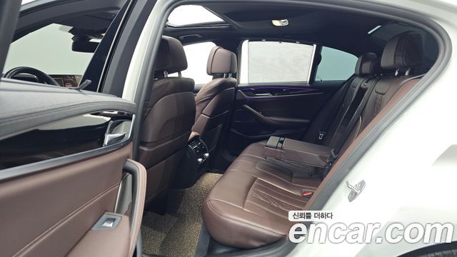 BMW 5-Series 530e M Sport