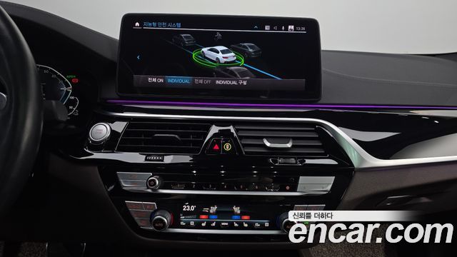 BMW 5-Series 530e M Sport