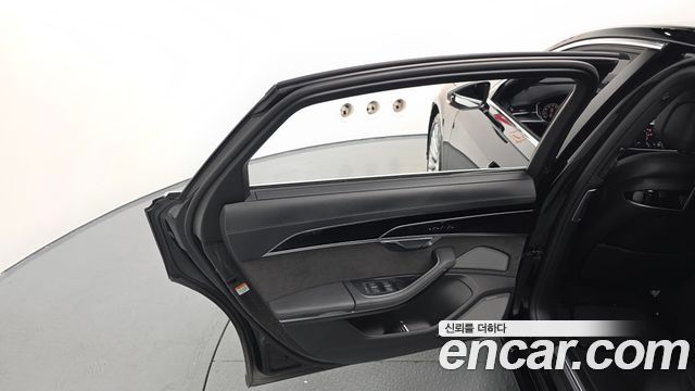 Audi A8 55 TFSI Quattro LWB
