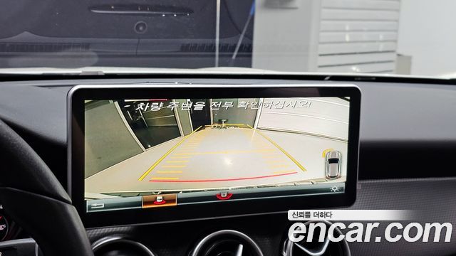 Mercedes-Benz GLA-Class GLA220