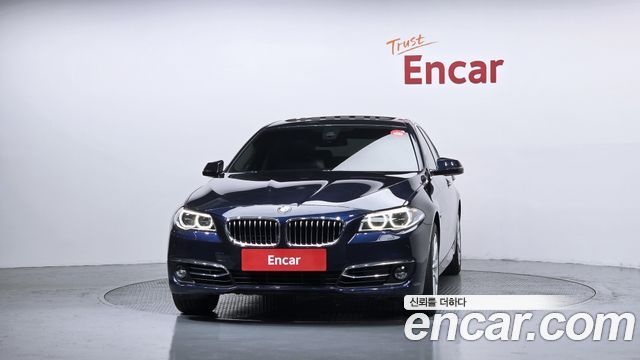BMW 5-Series 528i xDrive Luxury Plus