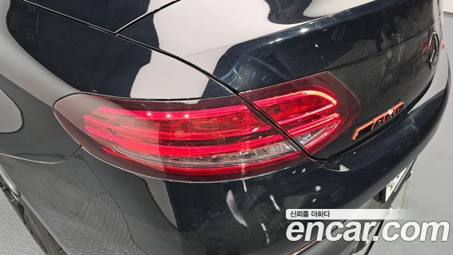 Mercedes-Benz C-Class C63 AMG Cabriolet