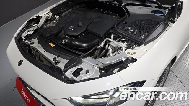 Mercedes-Benz CLS-Class CLS300d AMG Line