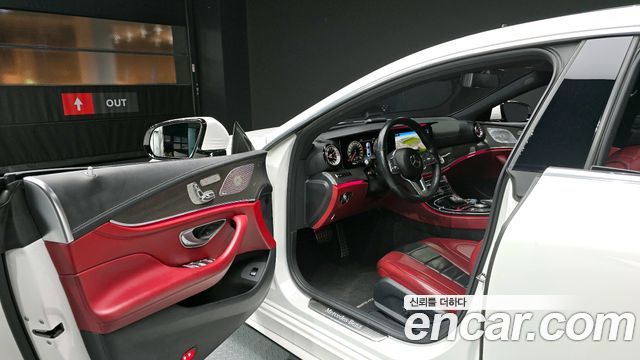 Mercedes-Benz CLS-Class CLS300d AMG Line