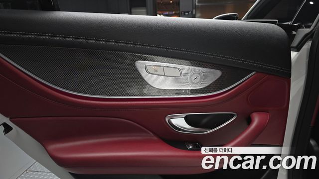 Mercedes-Benz CLS-Class CLS300d AMG Line