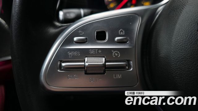 Mercedes-Benz CLS-Class CLS300d AMG Line