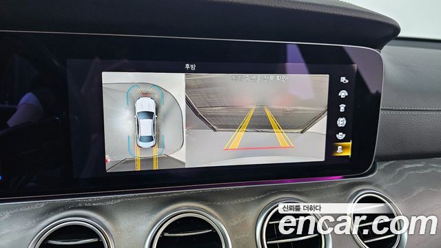 Mercedes-Benz E-Class E350 4MATIC AMG Line