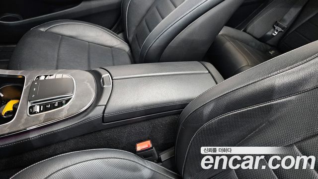 Mercedes-Benz E-Class E350 4MATIC AMG Line