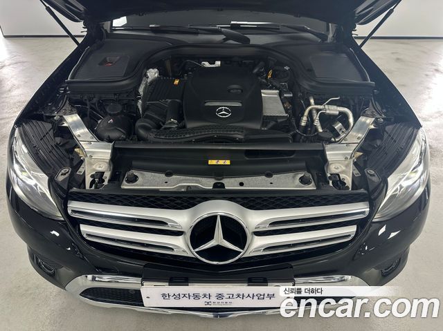 Mercedes-Benz GLC-Class GLC300 4MATIC