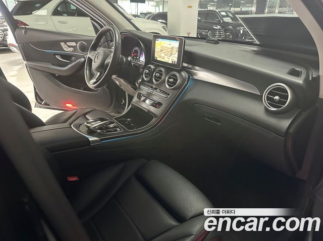 Mercedes-Benz GLC-Class GLC300 4MATIC