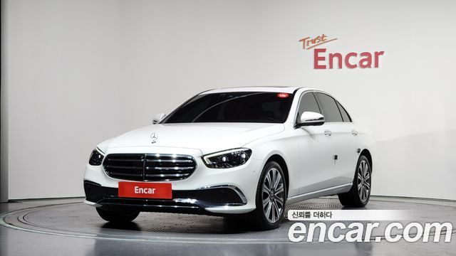 Mercedes-Benz E-Class E300e 4MATIC Exclusive