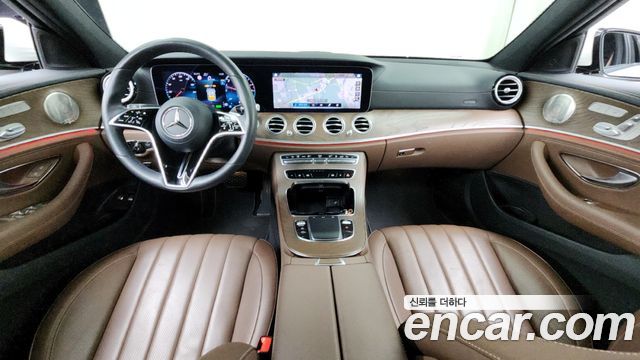 Mercedes-Benz E-Class E300e 4MATIC Exclusive