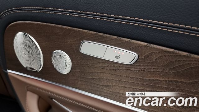 Mercedes-Benz E-Class E300e 4MATIC Exclusive
