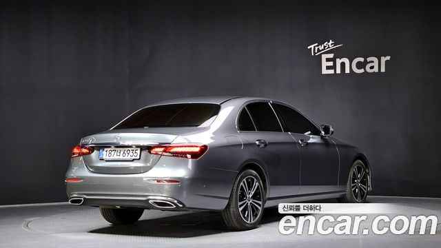 Mercedes-Benz E-Class E250 Avantgarde