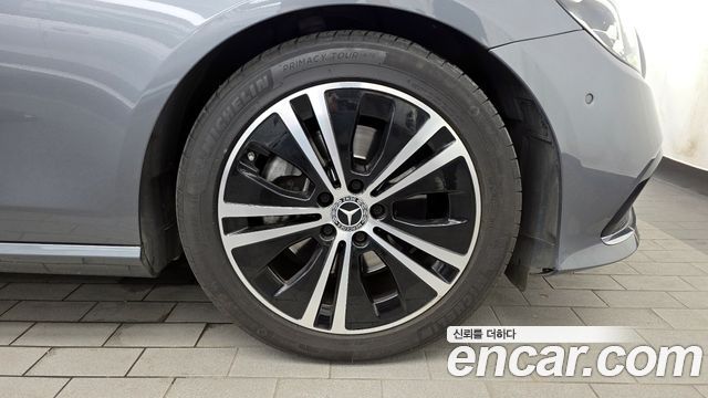 Mercedes-Benz E-Class E250 Avantgarde