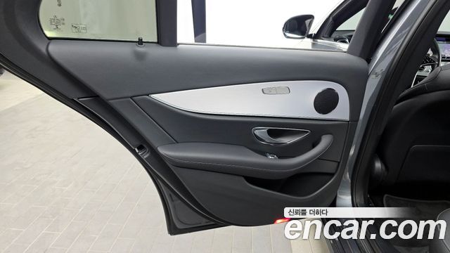 Mercedes-Benz E-Class E250 Avantgarde
