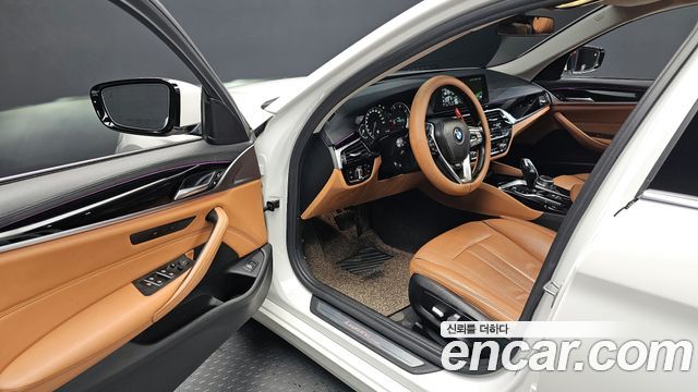 BMW 5-Series 520d Luxury Special Edition