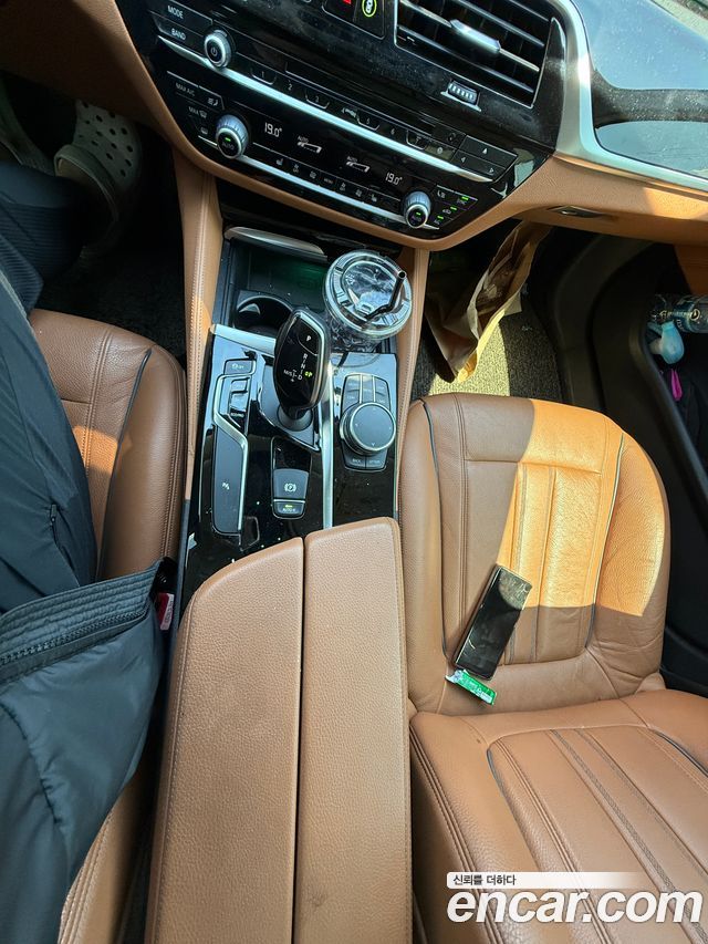 BMW 5-Series 520d Luxury Special Edition