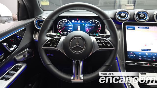 Mercedes-Benz GLC-Class GLC300 4MATIC Avnatgarde Coupe