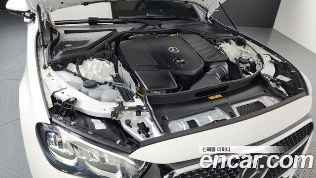 Mercedes-Benz E-Class E200 Avantgarde