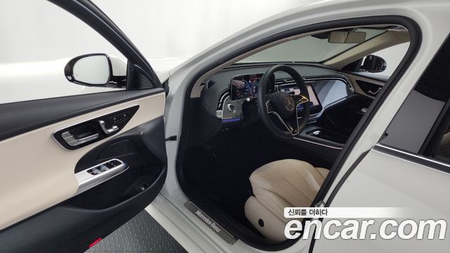 Mercedes-Benz E-Class E200 Avantgarde